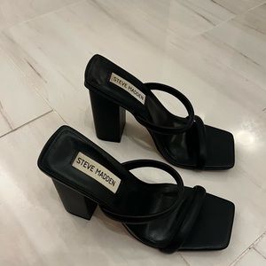 Steve Madden black heels size 6